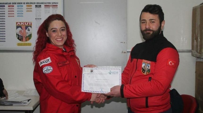 Akut Afyon G&ouml;n&uuml;ll&uuml;leri İlk Yardım Eğitimi Aldı