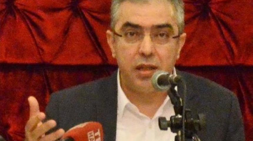 Anayasa Değişikliği Tanıtım Grubu İzmir'de Konuştu