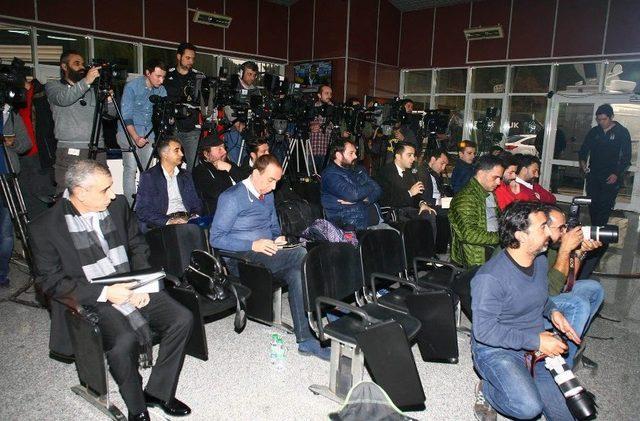 Şenol G&uuml;neş: "şampiyon Olmak Ve Şampiyonluğa Layık Olmak İstiyoruz" 1