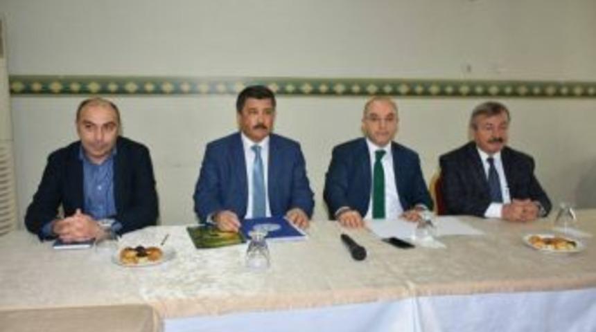 Uşak&rsquo;ta Yeni Anayasa Masaya Yatırıldı