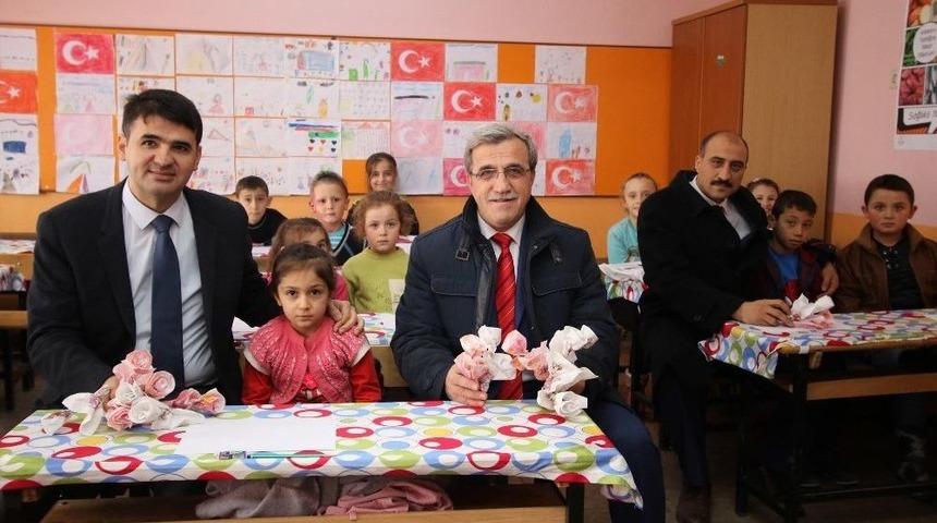 Akyazı&rsquo;da Kırsal Kesimde Bulunan Okulların Kapatılması Planlanıyor