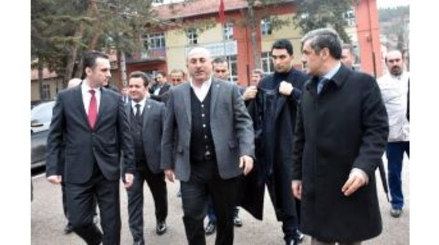 Dışişleri Bakanı &Ccedil;avuşoğlu Kızılcahamam&rsquo;ı Ziyaret Etti