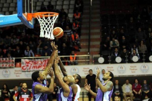 Gaziantep Basketbol - Ironi Nahariya: 80-65  (Avrupa Kupası)