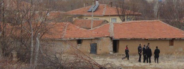 Polis Noktasından Kaçan Terör Şüphelisi Aranıyor