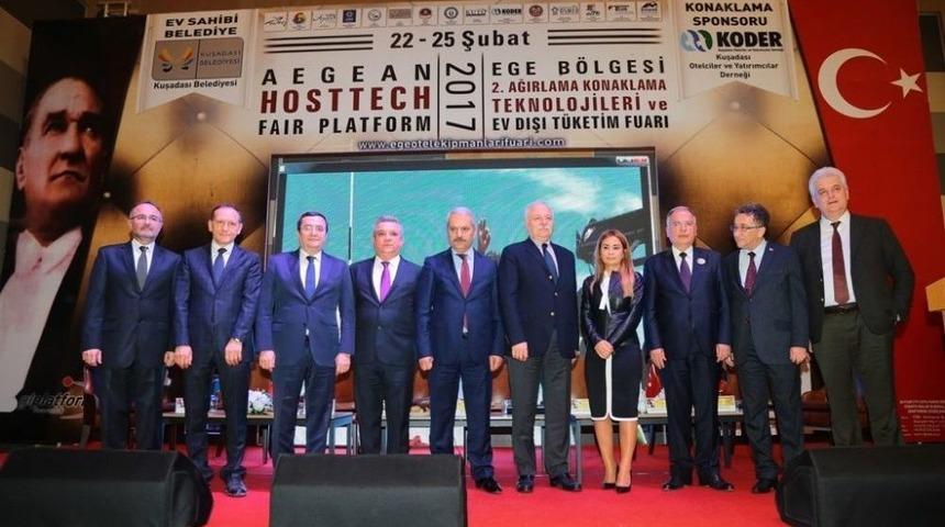 Ege&rsquo;nin Başkanları Turizmde Yetki İstedi