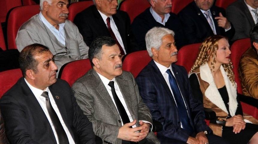 Azeri Milletvekili Aydın Mirzezade: