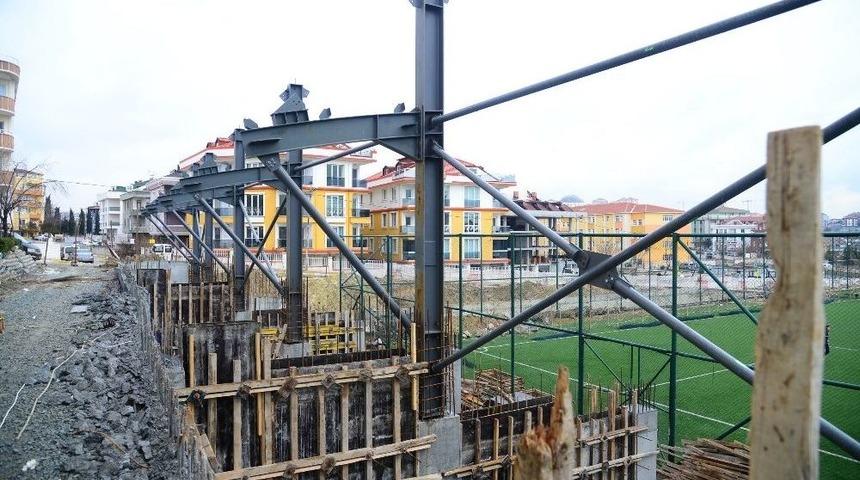 Kavaklı Hasan Doğan Stadı Yeni Y&uuml;z&uuml;ne Kavuşuyor