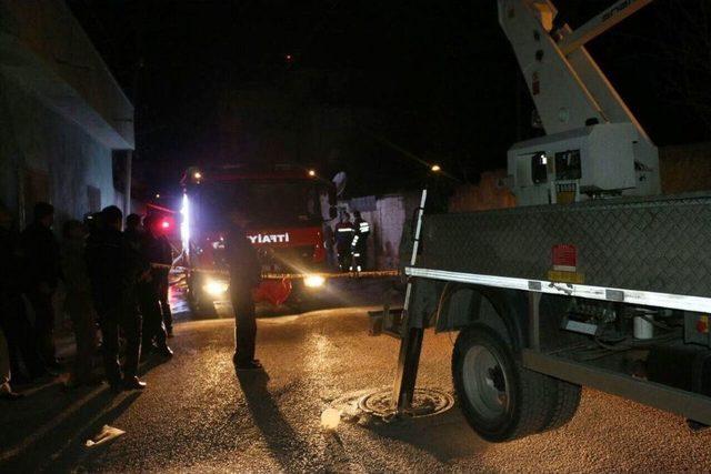 Evde &Ccedil;ıkan Yangında Biri Engelli İki Kız Kardeş &Ouml;ld&uuml; 3