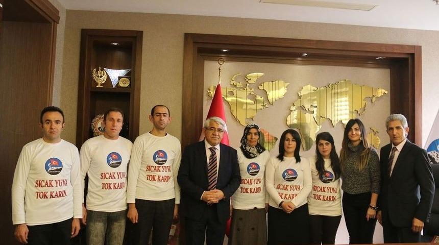 Kars Belediyesi&rsquo;nin &ldquo;sıcak Yuva Tok Karın&rdquo; Projemiz Devam Ediyor