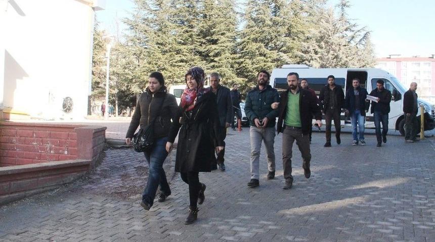 Elazığ&rsquo;da Pkk/kck Operasyonu: 12 G&ouml;zaltı