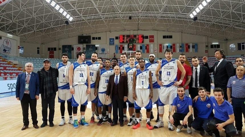 B&uuml;y&uuml;k&ccedil;ekmece&rsquo;nin Devleri Rus Takımını Yendi