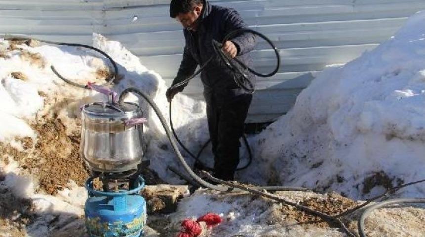 Donan Su Borularına D&uuml;d&uuml;kl&uuml; Tencereli &Ccedil;&ouml;z&uuml;m