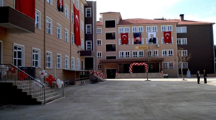 Sarıg&ouml;l&rsquo;de &Uuml;&ccedil; Tesis Toplu A&ccedil;ılışa Hazır