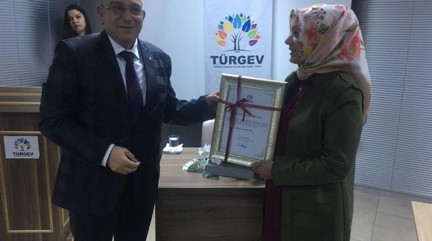 Ak Parti İl Başkanı H&uuml;seyin Cahit &Ouml;zden T&uuml;rgev&rsquo;de