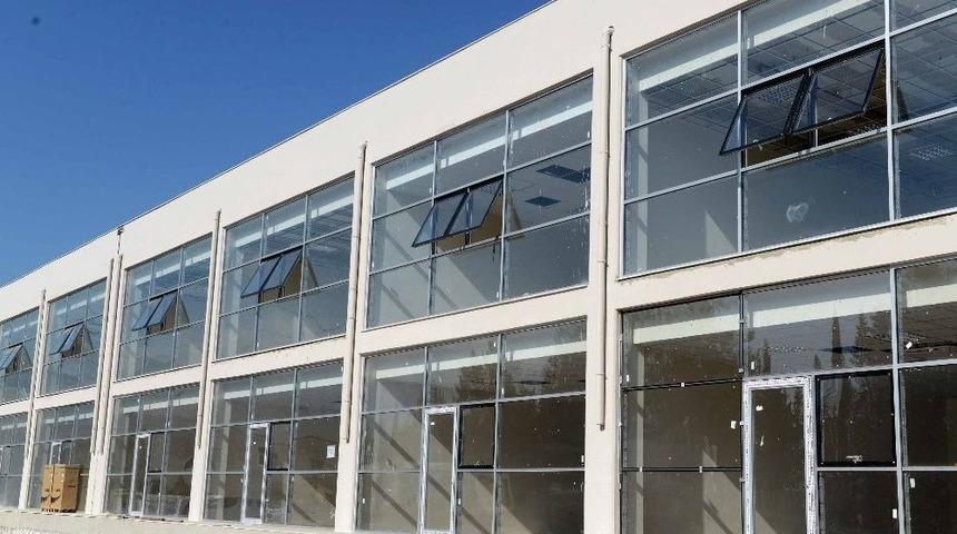 B&uuml;y&uuml;kşehir&rsquo;in 11 Milyon Tl&rsquo;lik Yeni Makine Ve İkmal Hizmet Binası İnşaatını Tamamladı