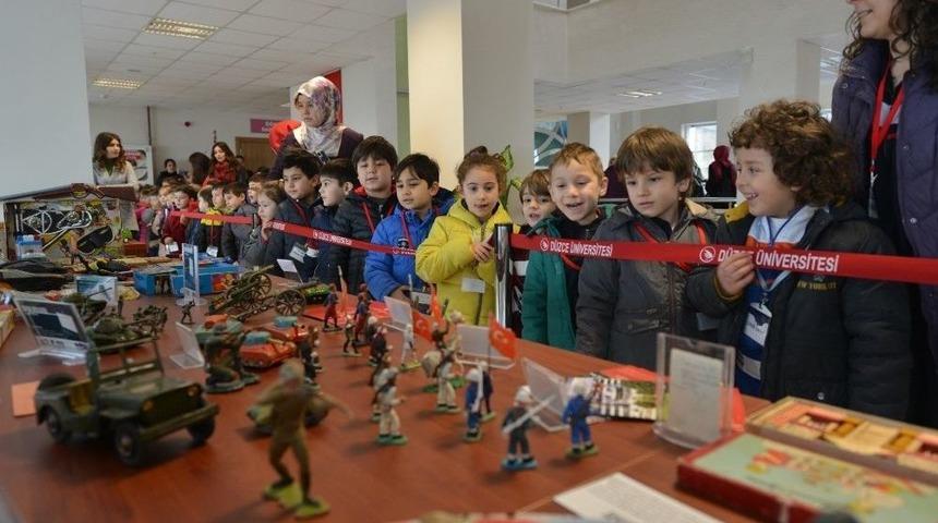 K&uuml;lt&uuml;r&uuml;m&uuml;z Ve Oyuncaklarımız Sergisi B&uuml;y&uuml;k İlgi G&ouml;rd&uuml;