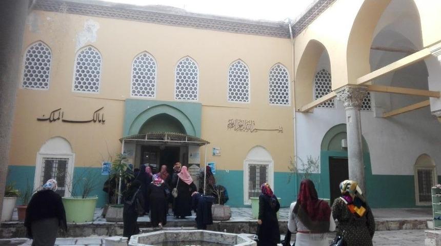 Turgutlulu Kadınlar Manisa&rsquo;yı Gezdi