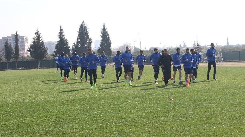 Akhisar Belediyespor, Antalyaspor Ma&ccedil;ı Hazırlıklarını S&uuml;rd&uuml;rd&uuml;