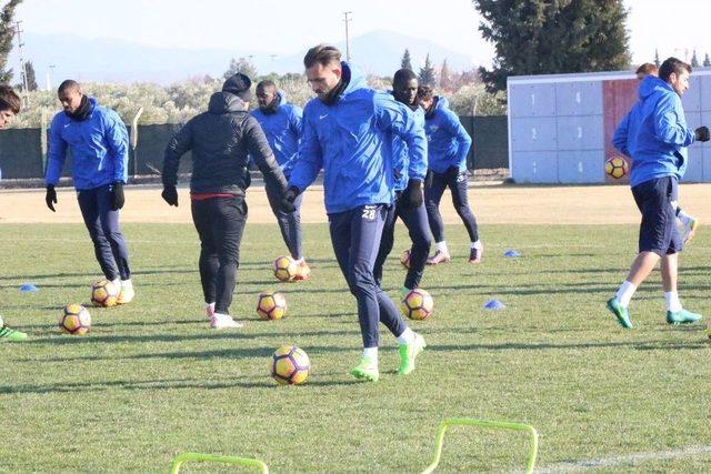 Akhisar Belediyespor, Antalyaspor Maçı Hazırlıklarını Sürdürdü