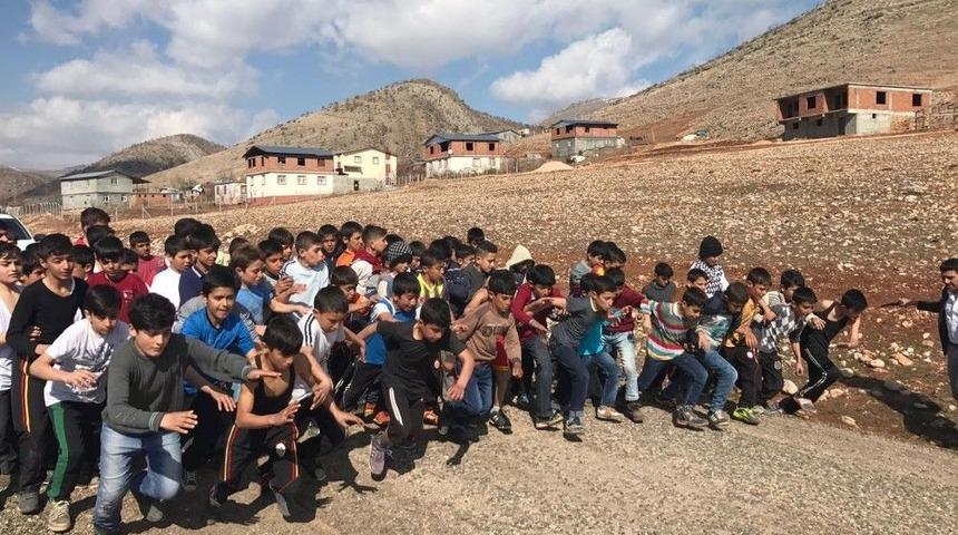 Diyarbakır’da Atletler Gelişim İçin Koştu
