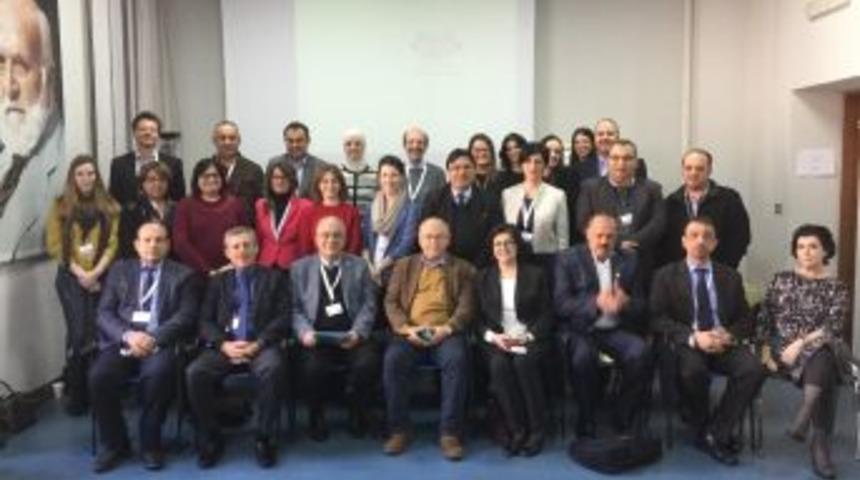 İa&uuml;, Sığınmacıların Eğitimini &lsquo;kurtarmaya&rsquo; Odaklandı