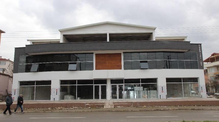 B&uuml;y&uuml;kşehir, Akademi Lise Eğitim Zincirine G&ouml;lc&uuml;k&rsquo;&uuml; De Ekledi