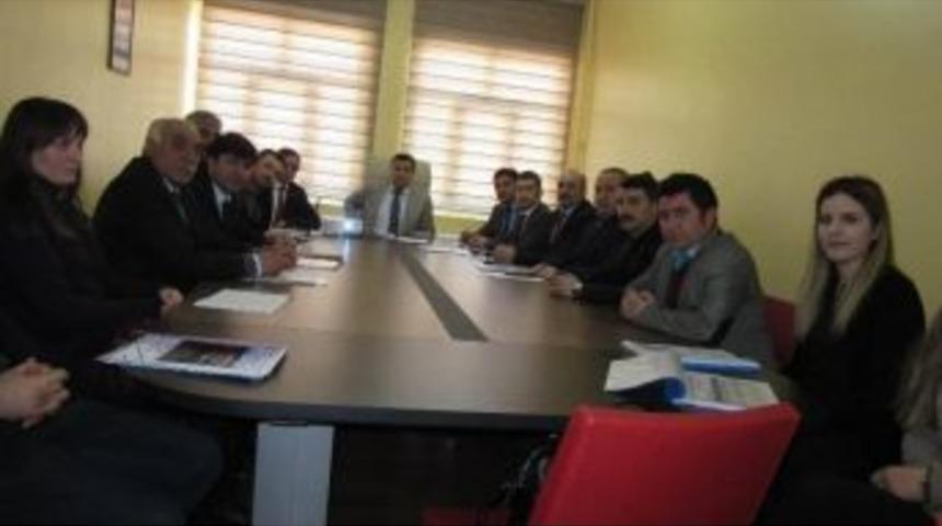 &Ccedil;ıldır Kaymakamı İmamoğlu Eğitime El Attı