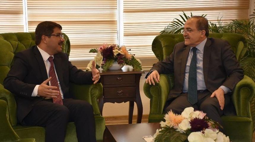 Bakan Yardımcısı Alpay Şehzadeler’i Ziyaret Etti