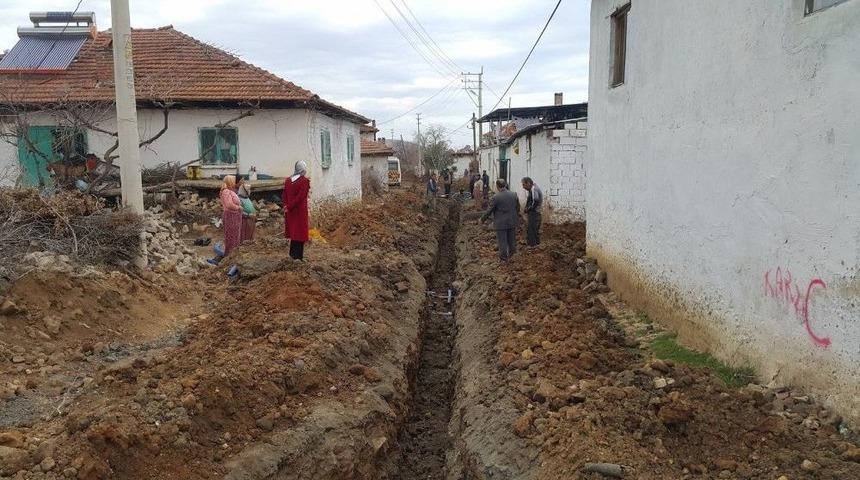 Altyapı Sorunları Tek Tek &Ccedil;&ouml;z&uuml;l&uuml;yor