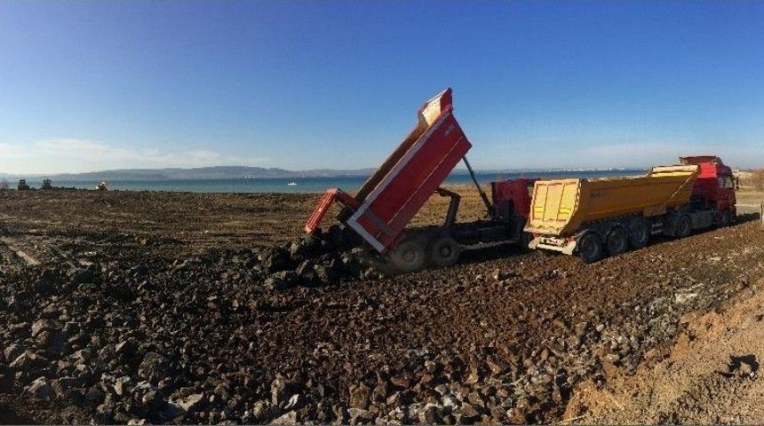 Ulaştırma Bakanı Arslan, &Ccedil;anakkale K&ouml;pr&uuml;s&uuml;&rsquo;n&uuml;n &Ccedil;alışmalarını İnceledi