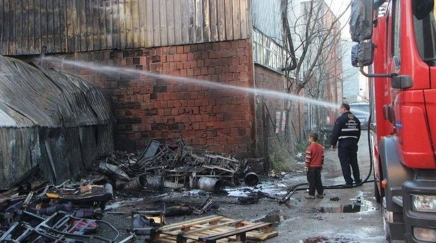 Bursa&rsquo;da Hurdalık Yangını Korkuttu