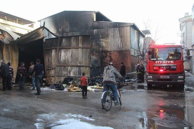 Bursa’da Hurdalık Yangını Korkuttu