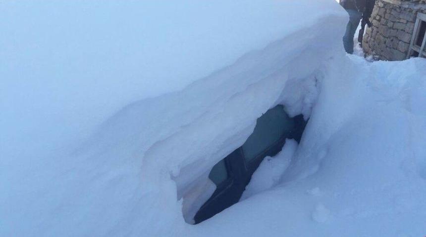 Aranan Ara&ccedil; Kar Altında Bulundu