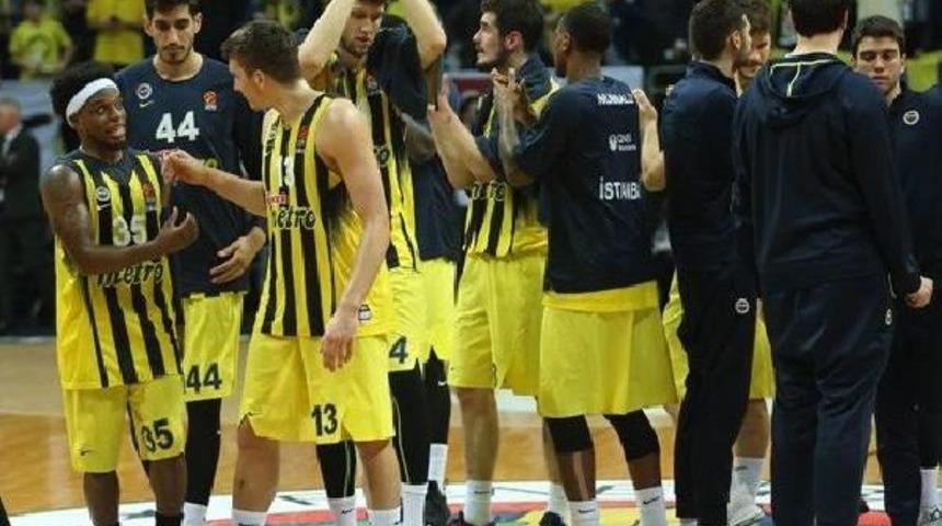 Fenerbah&ccedil;e: 67 - Olympiakos: 64