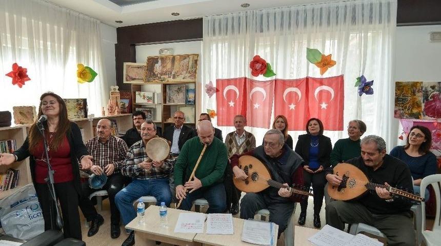 Muratpaşa Belediyesi Soğuksu Yaşlı Evi&rsquo;nde &lsquo;sevgi G&uuml;n&uuml;&rsquo; Eğlencesi