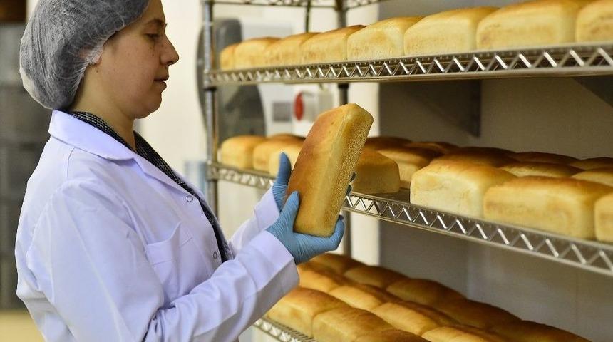 İzmir&rsquo;in Ekmeği &Ccedil;&ouml;lyak Hastalarına Umut Oldu