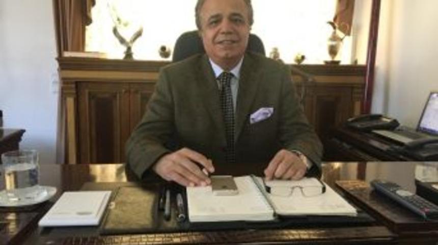 Uluslararası &Uuml;niversiteler Konseyi Başkanı Azizoğlu: "referandum İle Rejim Değil, Sistem Değiştiriliyor"