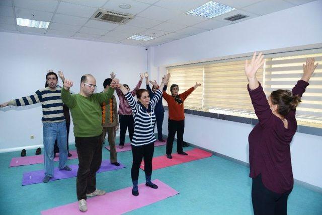 Evliliğe İlk Adımda Çiftlere İlk Destek Büyükşehir’den