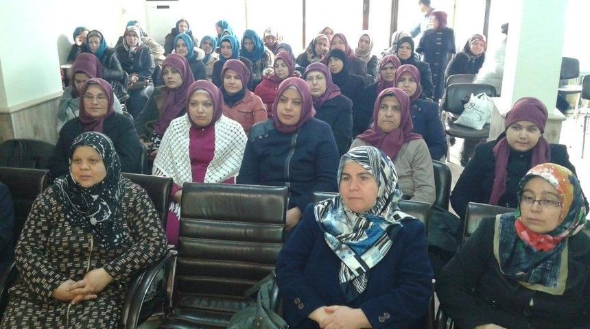 Kuran-ı Kerim Kursu &Ouml;ğrencilerine İlk Yardım Eğitimi