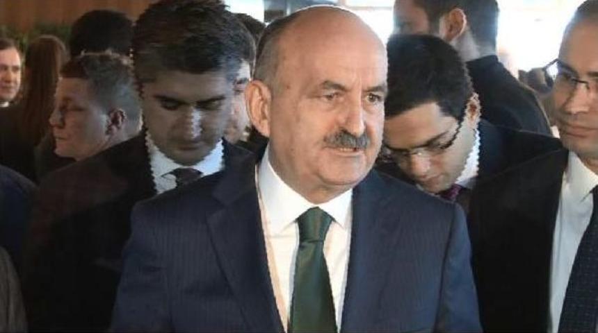 Bakan M&uuml;ezzinoğlu'ndan "emekli Promosyonu" A&ccedil;ıklaması