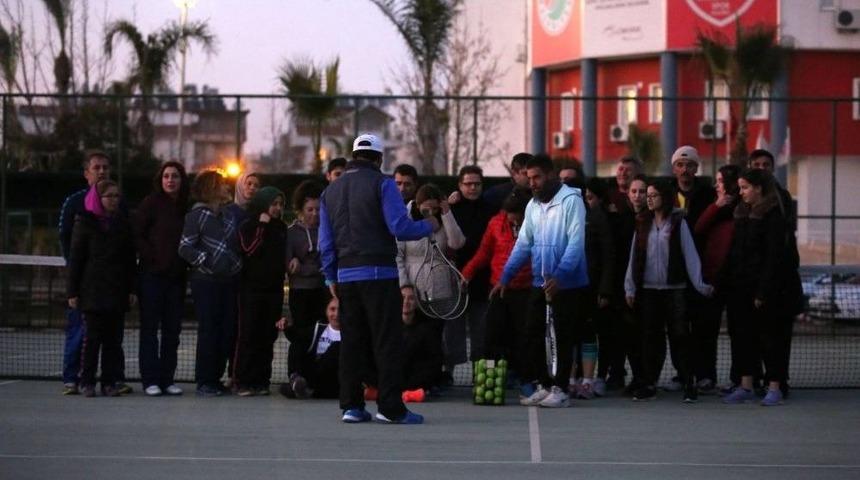 Kepezliler Tenis &Ouml;ğreniyor