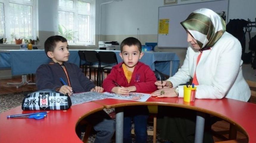 İl Milli Eğitim M&uuml;d&uuml;r&uuml; Fazilet Durmuş, Pazaryeri İl&ccedil;esinde Bazı Okulları Ziyaret Etti