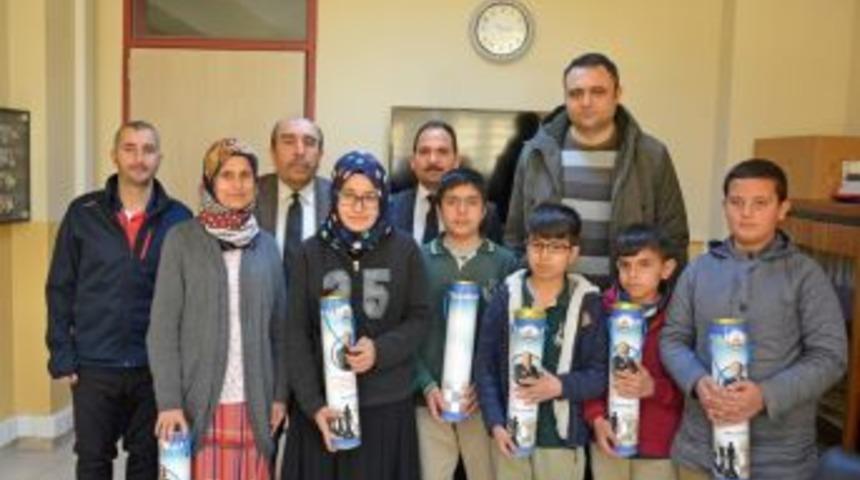 Kozan Belediyesi&rsquo;nden &Ouml;ğrencilere Satran&ccedil; Takımı