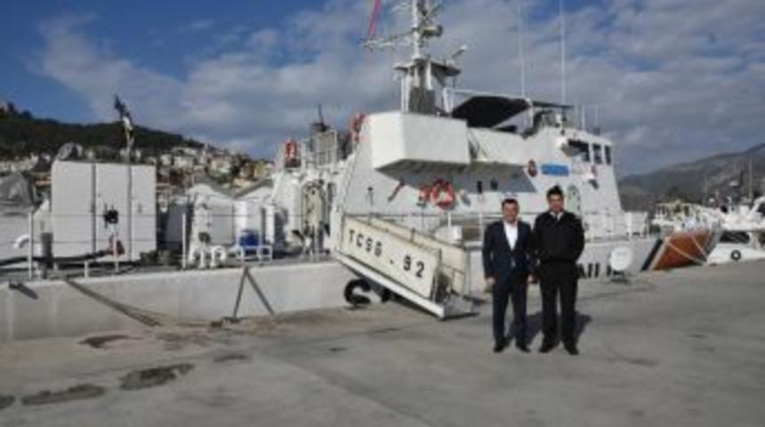 Başkan Y&uuml;cel, Sahil G&uuml;venlik Komutanı Karadeniz&rsquo;i Ziyaret Etti