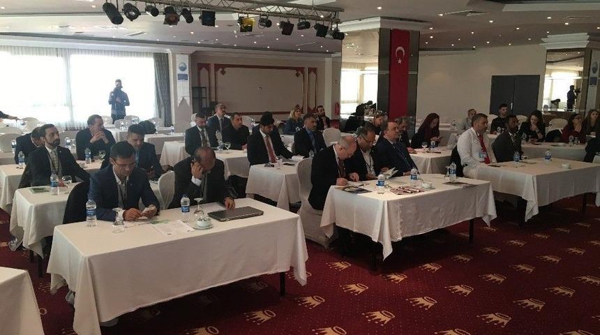 Romanlar İ&ccedil;in &Ccedil;alıştay D&uuml;zenlendi