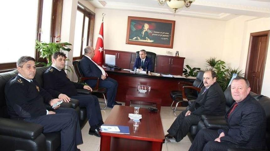 Kastamonu Emniyet M&uuml;d&uuml;r&uuml;, Tosya Kaymakamını Ziyaret Etti