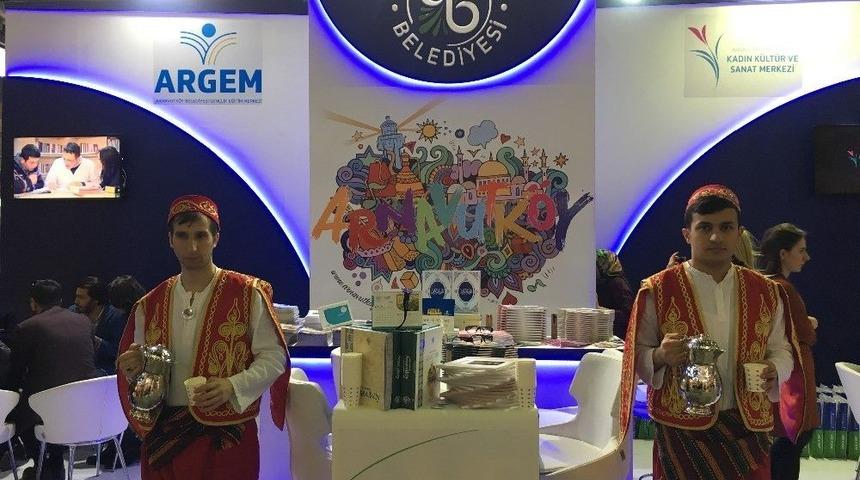 Arnavutk&ouml;y Belediyesi, 4&rsquo;&uuml;nc&uuml; Cnr Kitap Fuarı&rsquo;nda Yıl İ&ccedil;inde Yayımladığı 32 Farklı Kitabın Lansmanını Yaptı