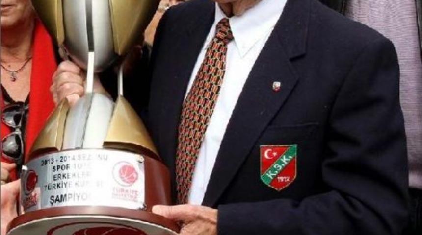 Karşıyaka Tahir T&uuml;retken'e Ağlıyor