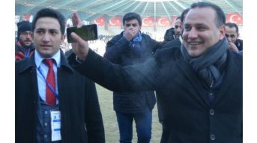 B.b.erzurumspor Kul&uuml;b&uuml; Başkanı Demirhan: &ldquo;d&uuml;nya Yıldızlarını Erzurumspor&rsquo;a Transfer Edeceğim&rdquo;