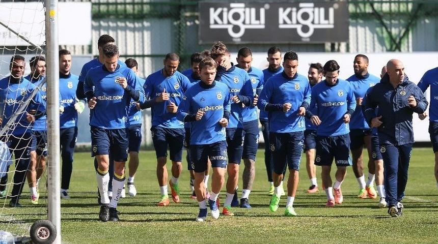 Fenerbah&ccedil;e, Gaziantespor Ma&ccedil;ı Hazırlıklarını S&uuml;rd&uuml;rd&uuml;